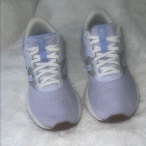 New Balance Lavender and White Athletic Sneakers 8